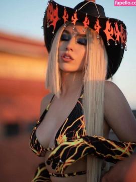 Ava Max / avamax / plharleyquinn Nude Leaks OnlyFans - Fapello — photo 1953 of 2745