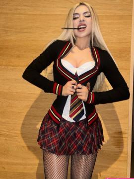 Ava Max / avamax / plharleyquinn Nude Leaks OnlyFans - Fapello — photo 1989 of 2745