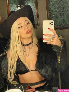 Ava Max / avamax / plharleyquinn Nude Leaks OnlyFans - Fapello — photo 2013 of 2745