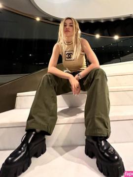 Ava Max / avamax / plharleyquinn Nude Leaks OnlyFans - Fapello — photo 2044 of 2745