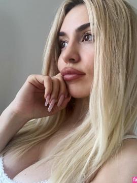 Ava Max / avamax / plharleyquinn Nude Leaks OnlyFans - Fapello — photo 2056 of 2745