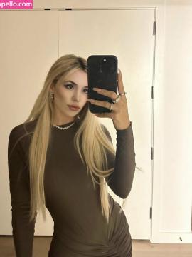Ava Max / avamax / plharleyquinn Nude Leaks OnlyFans - Fapello — photo 2059 of 2745