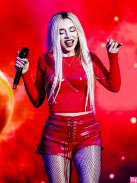 Ava Max / avamax / plharleyquinn Nude Leaks OnlyFans - Fapello — photo 2092 of 2745