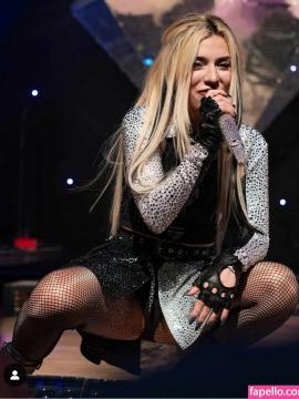 Ava Max / avamax / plharleyquinn Nude Leaks OnlyFans - Fapello — photo 2170 of 2745