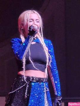 Ava Max / avamax / plharleyquinn Nude Leaks OnlyFans - Fapello — photo 2177 of 2745