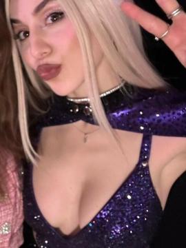 Ava Max / avamax / plharleyquinn Nude Leaks OnlyFans - Fapello — photo 2311 of 2745