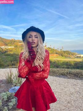Ava Max / avamax / plharleyquinn Nude Leaks OnlyFans - Fapello — photo 2349 of 2745