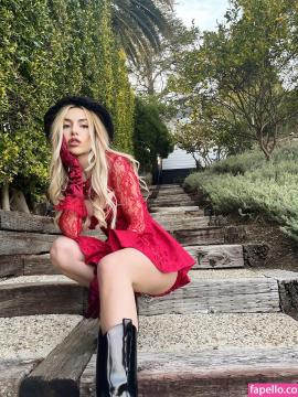 Ava Max / avamax / plharleyquinn Nude Leaks OnlyFans - Fapello — photo 2350 of 2745