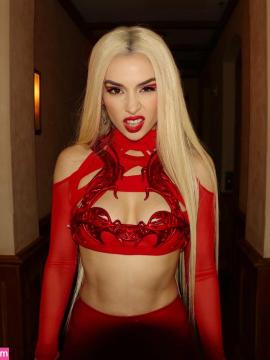 Ava Max / avamax / plharleyquinn Nude Leaks OnlyFans - Fapello — photo 2415 of 2745