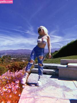 Ava Max / avamax / plharleyquinn Nude Leaks OnlyFans - Fapello — photo 2604 of 2745