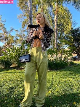 Ava Max / avamax / plharleyquinn Nude Leaks OnlyFans - Fapello — photo 2674 of 2745