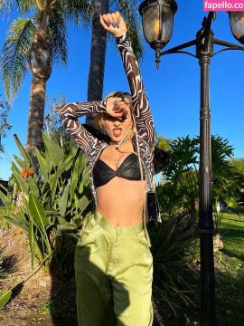 Ava Max / avamax / plharleyquinn Nude Leaks OnlyFans - Fapello — photo 2675 of 2745