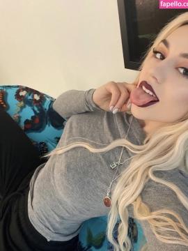 Ava Max / avamax / plharleyquinn Nude Leaks OnlyFans - Fapello — photo 2713 of 2745