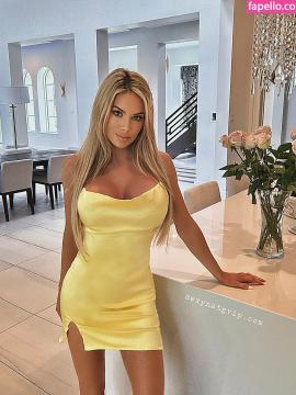 Natalie Gauvreau / SexyNatG / sngvip Nude Leaks OnlyFans - Fapello — photo 304 of 426