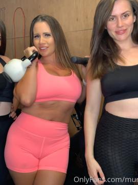 Mum & Daughters / mumanddaughters / mumdaughterofficial Nude Leaks OnlyFans - Fapello — photo 11 of 11