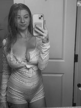 evelynjegier / lynntoria / lynntoriaa / toria.badoria Nude Leaks OnlyFans - Fapello — photo 157 of 427