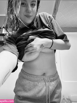 evelynjegier / lynntoria / lynntoriaa / toria.badoria Nude Leaks OnlyFans - Fapello — photo 327 of 427