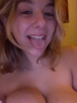 evelynjegier / lynntoria / lynntoriaa / toria.badoria Nude Leaks OnlyFans - Fapello — photo 396 of 427