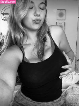 evelynjegier / lynntoria / lynntoriaa / toria.badoria Nude Leaks OnlyFans - Fapello — photo 427 of 427