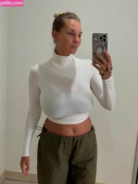 Anastasia Gorbunova / lady_gorbunova Nude Leaks OnlyFans - Fapello — photo 50 of 344