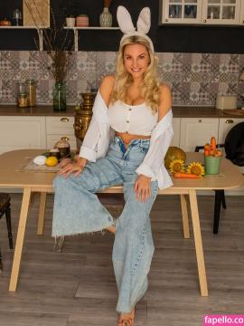 Anastasia Gorbunova / lady_gorbunova Nude Leaks OnlyFans - Fapello — photo 283 of 344