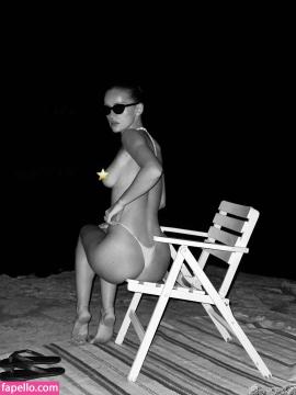 Oksana Dehtyaruk / oksanadehtyaruk / people Nude Leaks - Fapello — photo 93 of 112