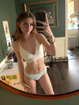 Soggyalien22 / soggyalien Nude Leaks OnlyFans/Patreon - Fapello — photo 1841 of 1956