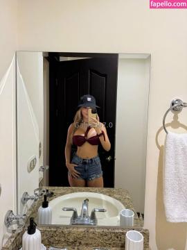 gabriela conejo rojas / gabriela1.8 Nude Leaks OnlyFans - Fapello — photo 73 of 77