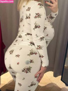 missparaskeva / missparaskeva.pr Nude Leaks OnlyFans/Patreon - Fapello — photo 68 of 1322