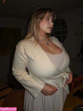 missparaskeva / missparaskeva.pr Nude Leaks OnlyFans/Patreon - Fapello — photo 221 of 1322