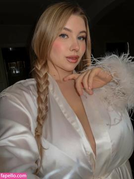 missparaskeva / missparaskeva.pr Nude Leaks OnlyFans/Patreon - Fapello — photo 405 of 1322