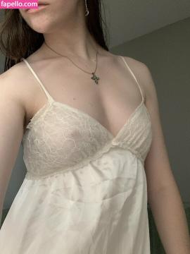 angelbxby4 / loveangelb4by / sanriofairy Nude Leaks OnlyFans - Fapello — photo 1 of 75