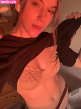angelbxby4 / loveangelb4by / sanriofairy Nude Leaks OnlyFans - Fapello — photo 60 of 75