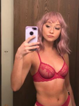 LittleRosieMae / Tittiebounce Nude Leaks - Fapello — photo 8 of 46