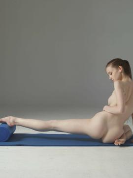 Emily Bloom / emilybloomshow / theemilybloom Nude Leaks OnlyFans/Patreon - Fapello — photo 7792 of 9174