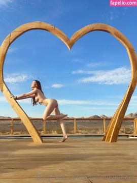Emily Bloom / emilybloomshow / theemilybloom Nude Leaks OnlyFans/Patreon - Fapello — photo 8571 of 9174