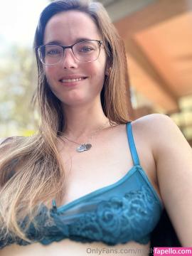mollysnowcone / thereal_mollysnowcone Nude Leaks OnlyFans - Fapello — photo 50 of 58