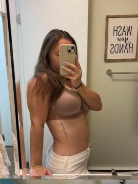 Kayla Moore / Wellnesswifey / justkay Nude Leaks OnlyFans - Fapello — photo 62 of 86