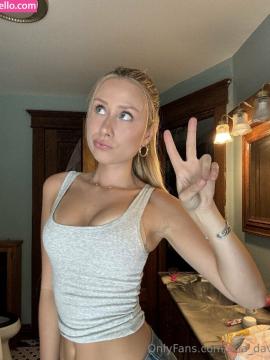 aria_davis / ariacandy1_ Nude Leaks OnlyFans - Fapello — photo 45 of 275