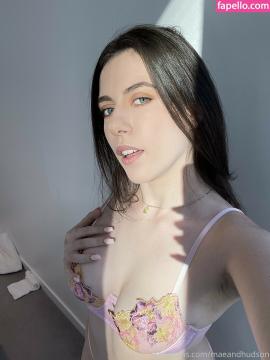 m.cartia / maeandhudson / maecartia / maesbedroom / spicy.mae Nude Leaks OnlyFans - Fapello — photo 21 of 264