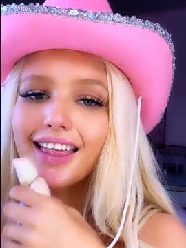 Linsey Donovan / linsey99 / linsey99_official Nude Leaks OnlyFans - Fapello — photo 43 of 324