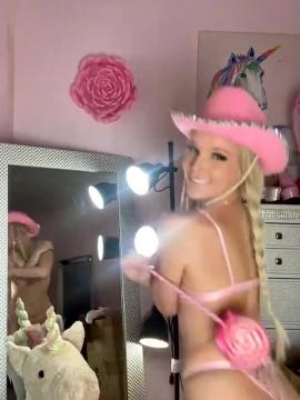 Linsey Donovan / linsey99 / linsey99_official Nude Leaks OnlyFans - Fapello — photo 97 of 324
