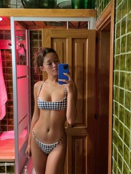 Lily Chee / Lilychee Nude Leaks OnlyFans - Fapello — photo 1996 of 2497