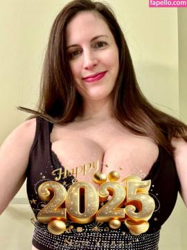 loriingletaylor / loritaylor Nude Leaks OnlyFans - Fapello — photo 4 of 103