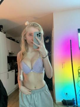 Blondiii_viviii / blonde_vivi Nude Leaks OnlyFans - Fapello — photo 23 of 593