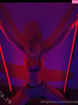 Blondiii_viviii / blonde_vivi Nude Leaks OnlyFans - Fapello — photo 86 of 593