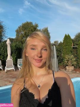 Blondiii_viviii / blonde_vivi Nude Leaks OnlyFans - Fapello — photo 251 of 593