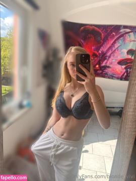 Blondiii_viviii / blonde_vivi Nude Leaks OnlyFans - Fapello — photo 329 of 593