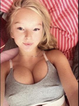 Blondiii_viviii / blonde_vivi Nude Leaks OnlyFans - Fapello — photo 398 of 593