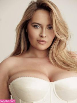 Erinmhk / erinmarleyklay / noterinmhk Nude Leaks OnlyFans - Fapello — photo 3 of 683